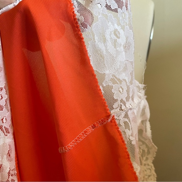 Vintage Tangerine Short Nightgown with Lace Trim - Picture 6 of 6